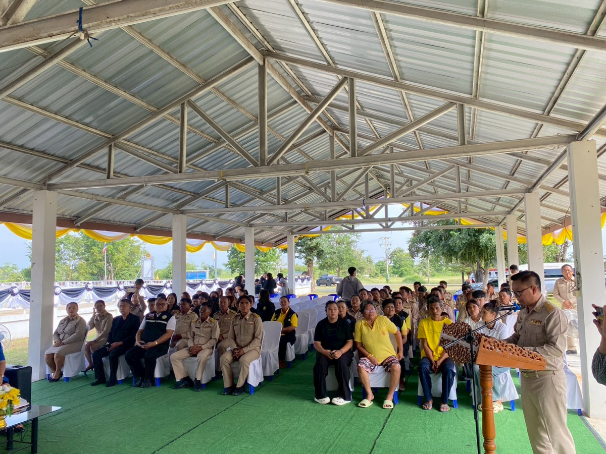 การมอบสิ่งของในการดำรงชีพเบื้องต้น สำหรับผู้ประสบอัคคีภัย มูลนิธิราชประชานุเคราะห์ ในพระบรมราชูปถัมภ์